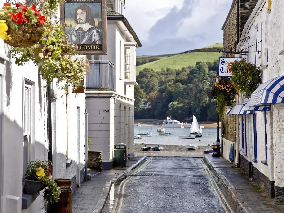 5 Hotels Near Overbecks Worth Booking as a Couple