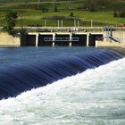 Summer weir